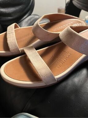 Fitflop Women’s Beige Strappy Slide Sandals